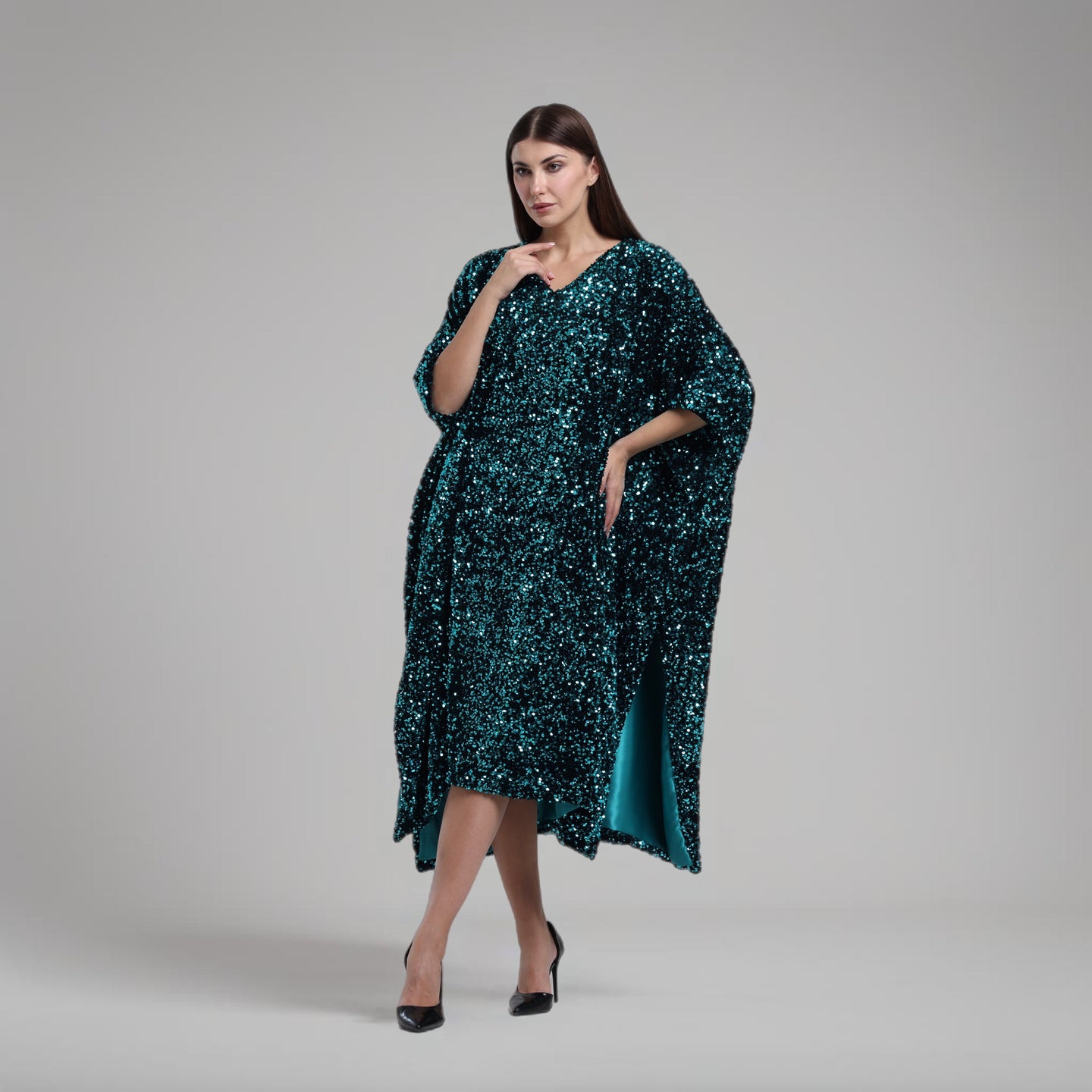 LA REINE - Turquoise Velvet Sequin Kaftan Dress