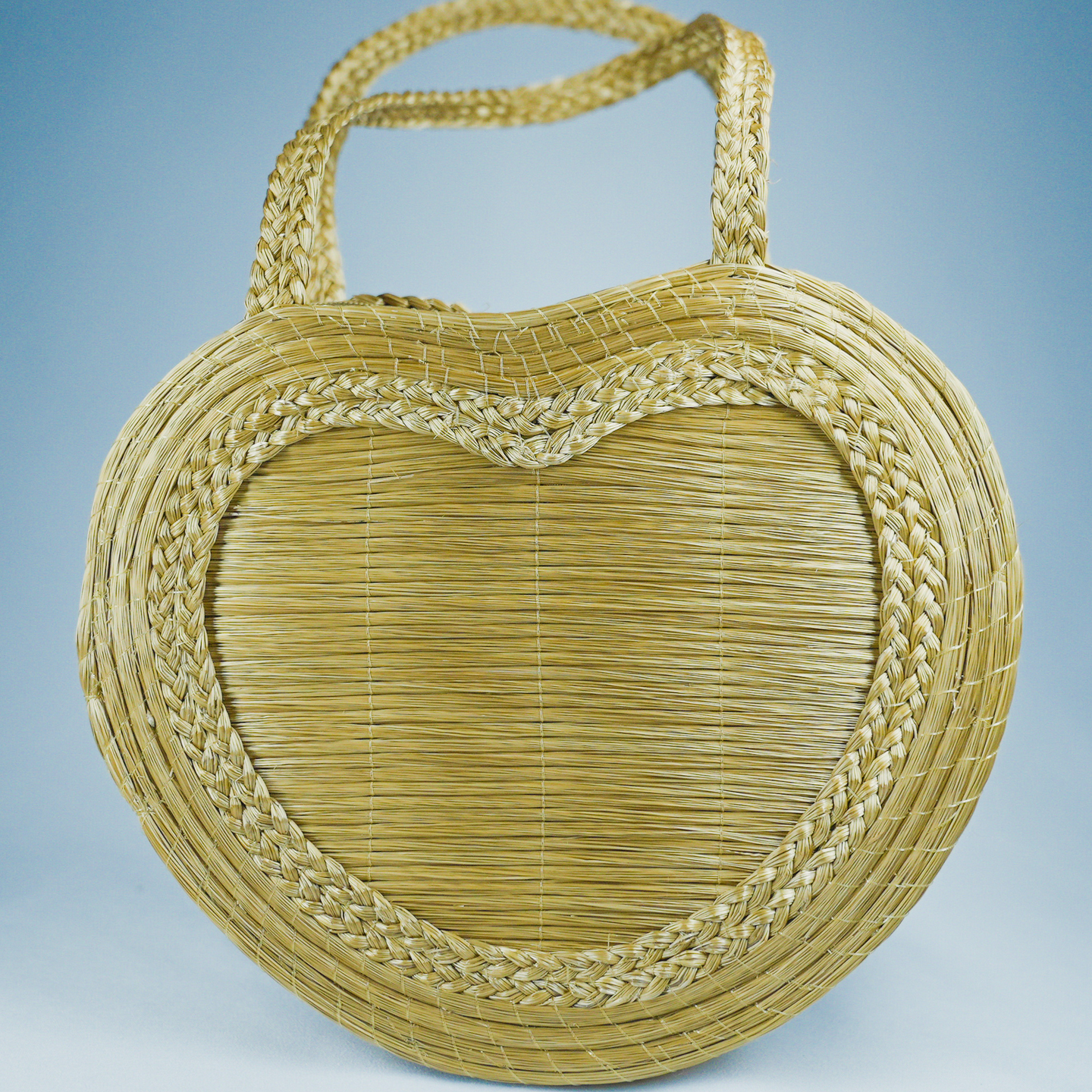 TREASURES OF BRAZIL - Handcrafted Natural Golden Grass Bag