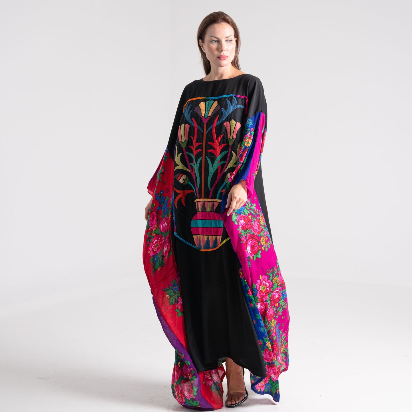 LA REINE - Shalky Embroidered kaftan