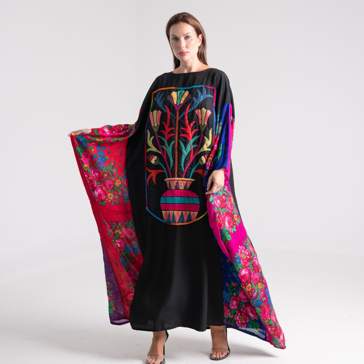 LA REINE - Shalky Embroidered kaftan