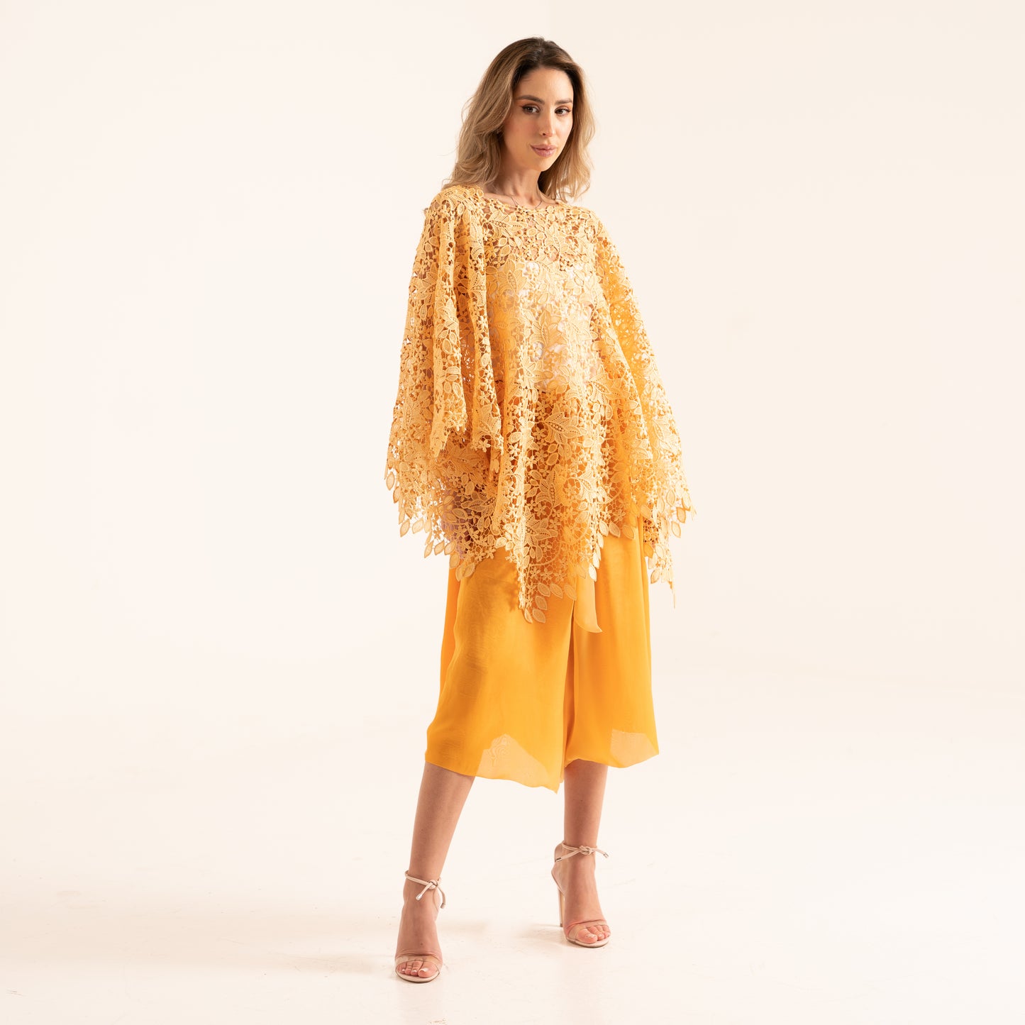 DALSH DESIGNS - Guipure poncho and chiffon jupe culotte set