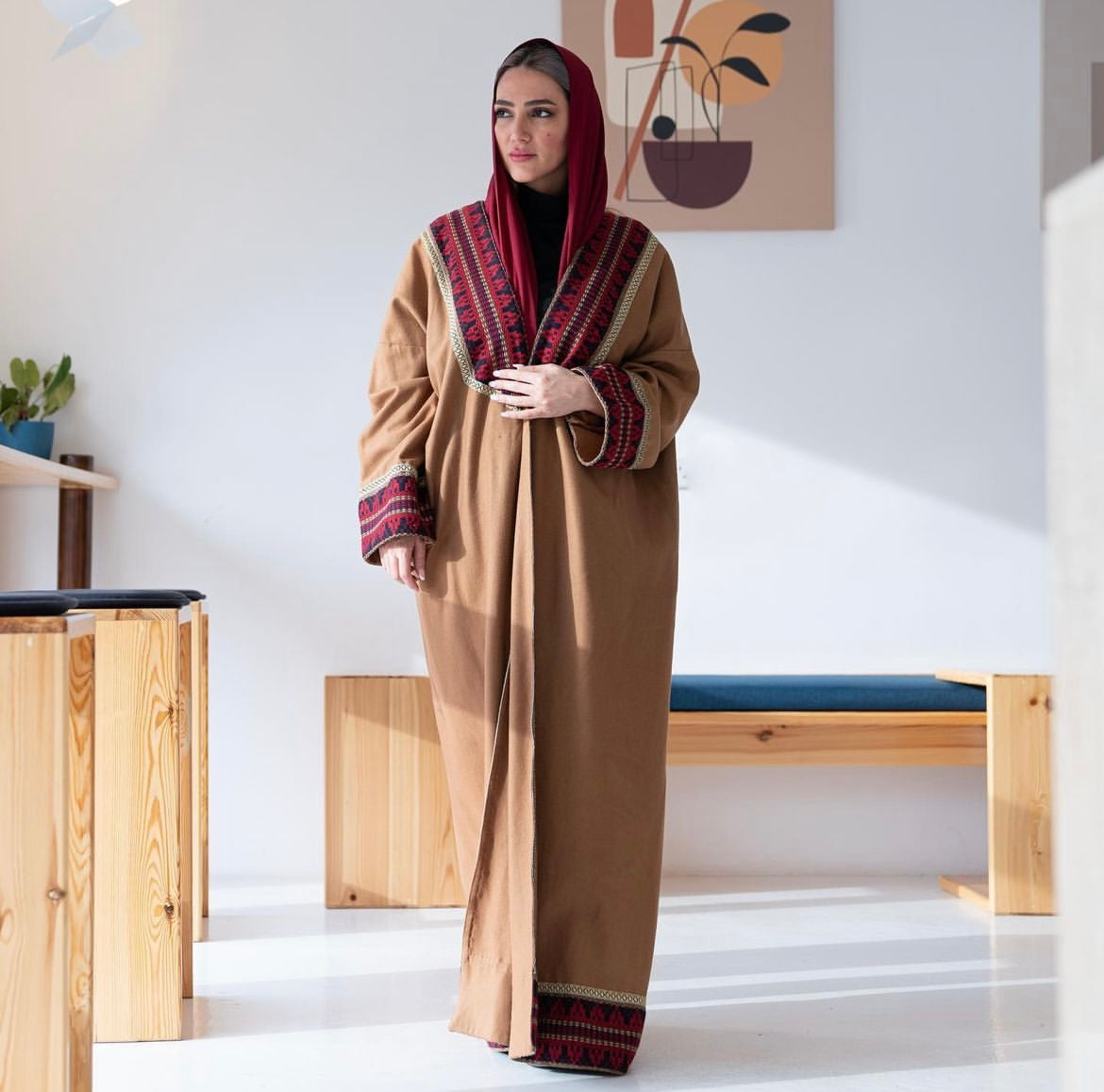 DALSH DESIGNS - Camel wool abaya