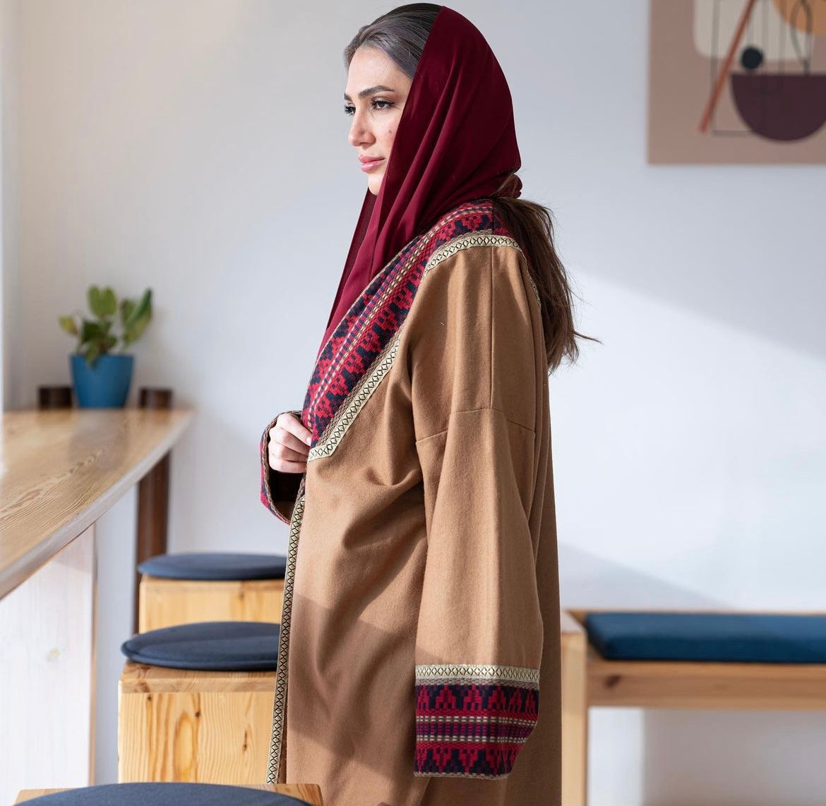 DALSH DESIGNS - Camel wool abaya