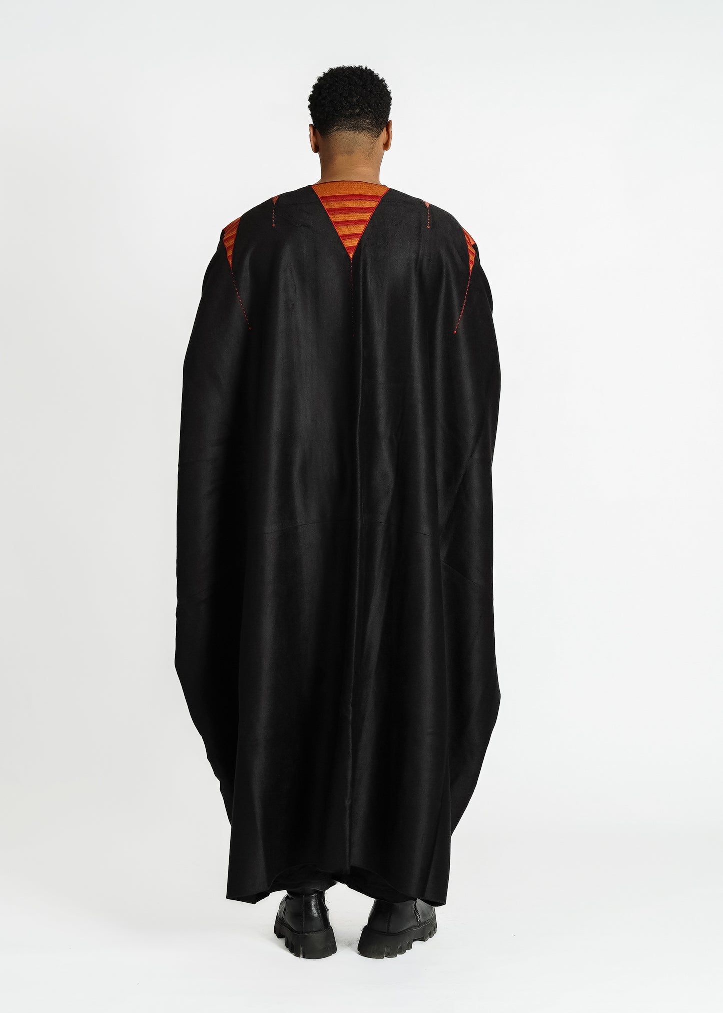 QORMUZ - JUBBAH Black robe