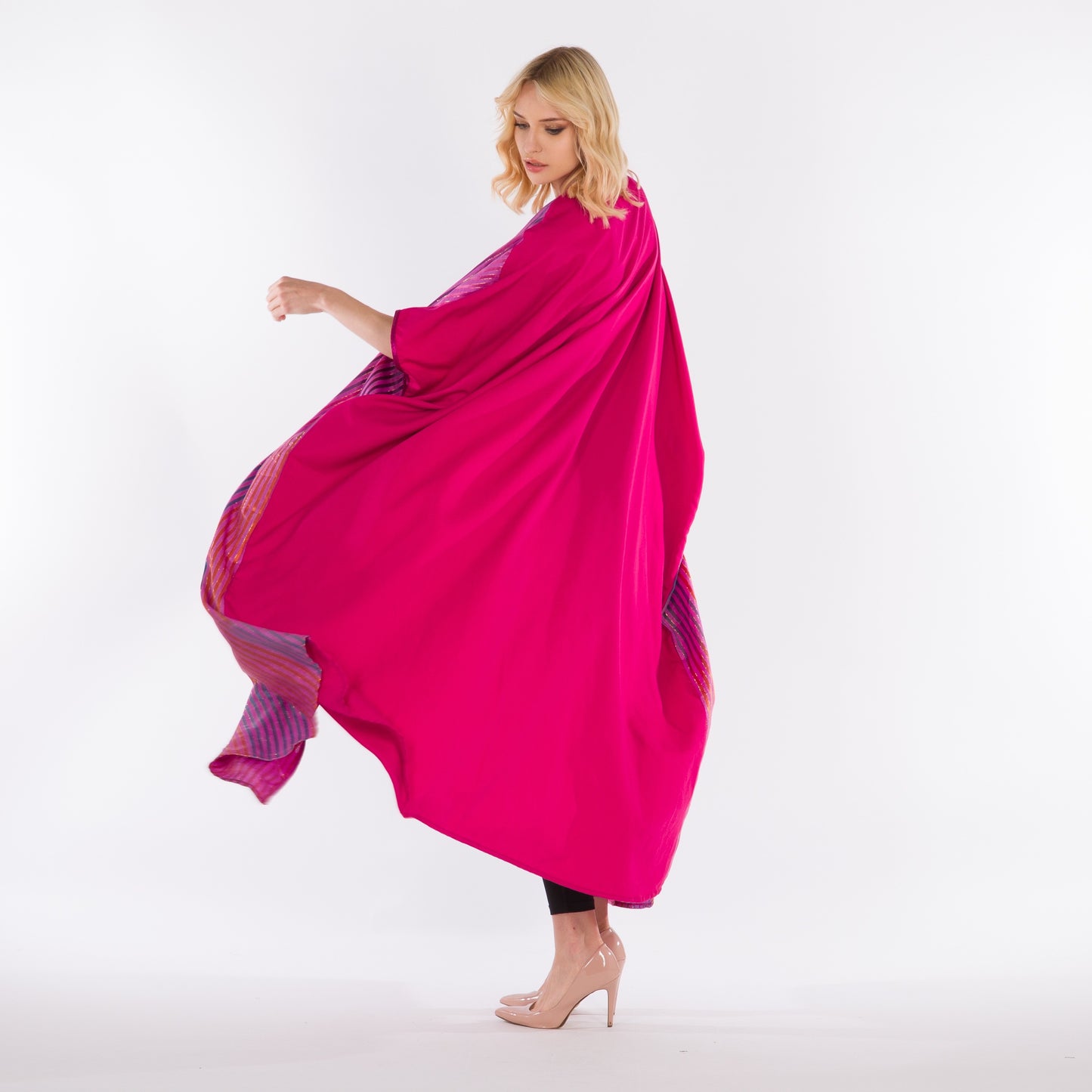 DALSH DESIGNS - Fuchsia bisht abaya