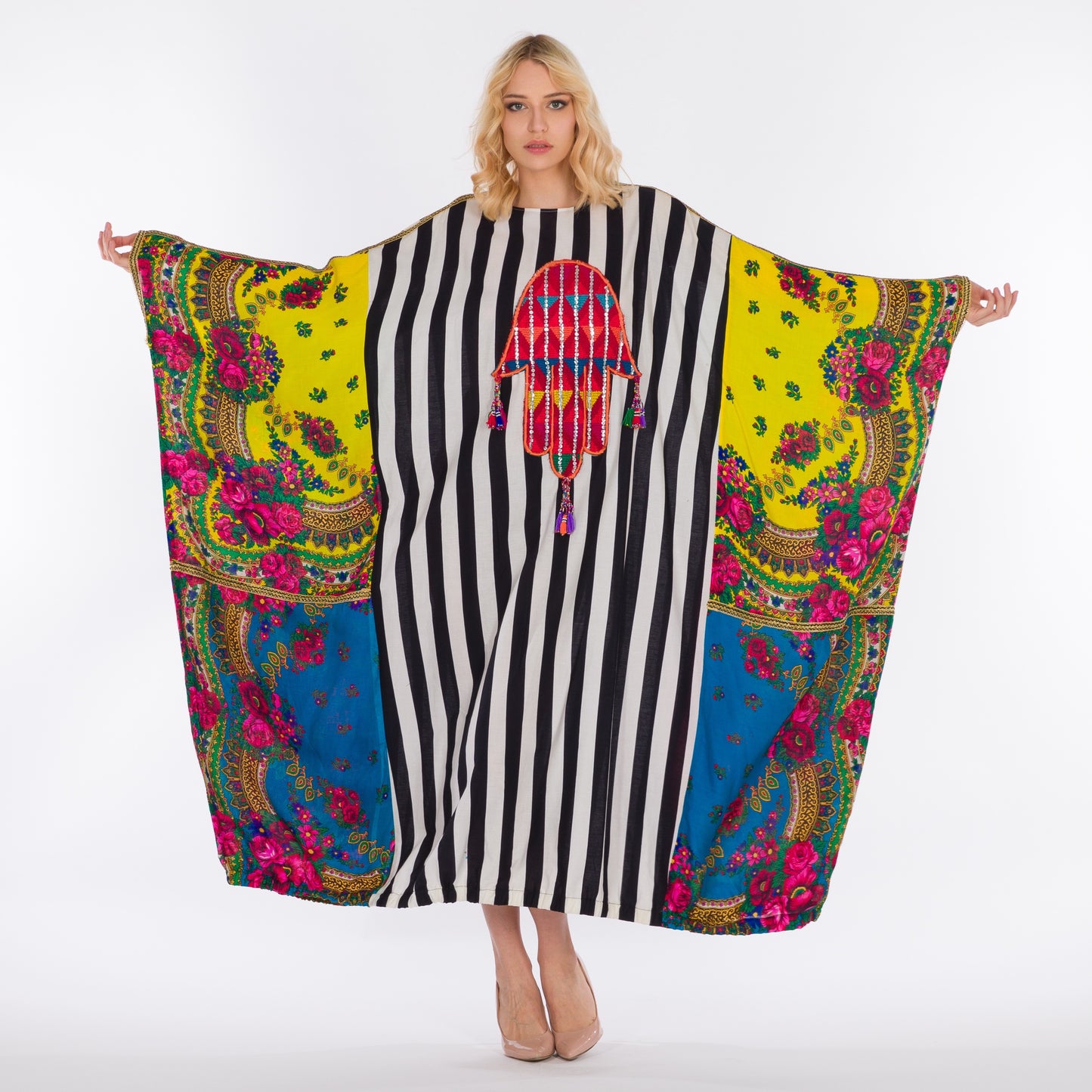 LA REINE - Black and white striped batwing kaftan